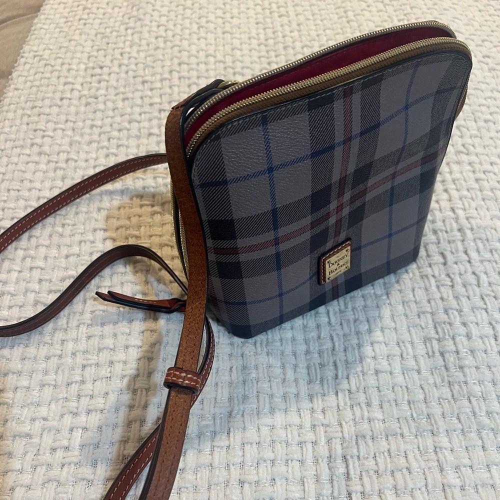Dooney & Bourke Handbag
